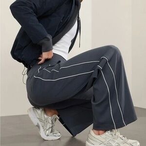 Athleta L Large Venice High Rise Track Stripe Wide Leg Pant Granite Blue